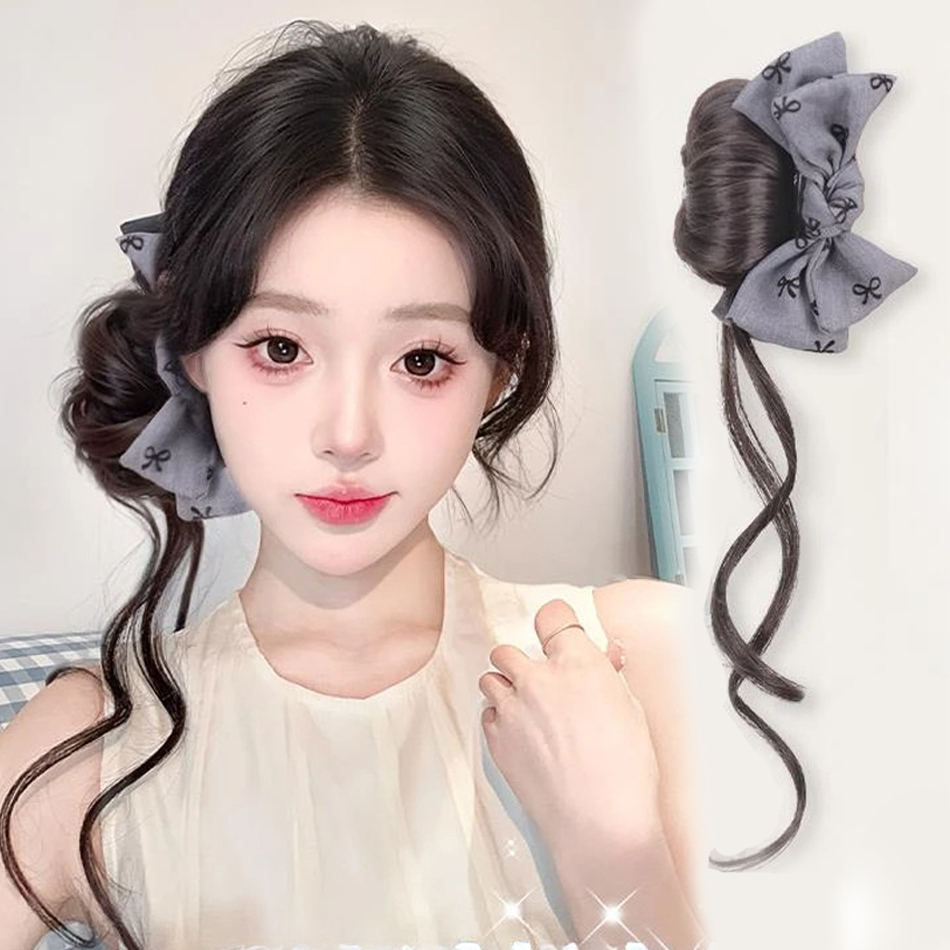 Claw Clip Messy Bun Hair Piece - 人工おだんごヘアエクステンションちょう結び爪クリップグレースタイル乱雑なカーリーシニヨンポニーテールヘアピース長いひげ